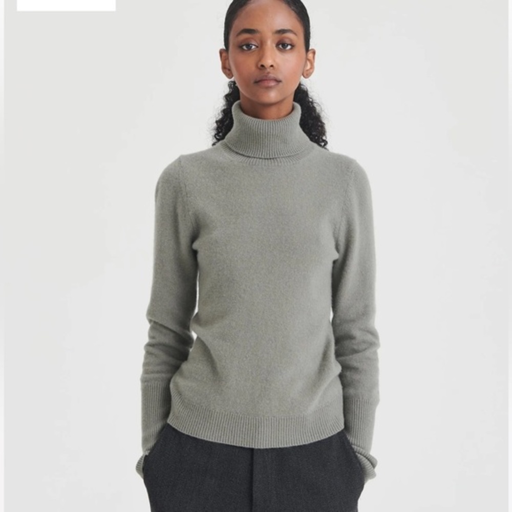 NWT NAADAM Cashmere Classic Turtleneck Moss Green